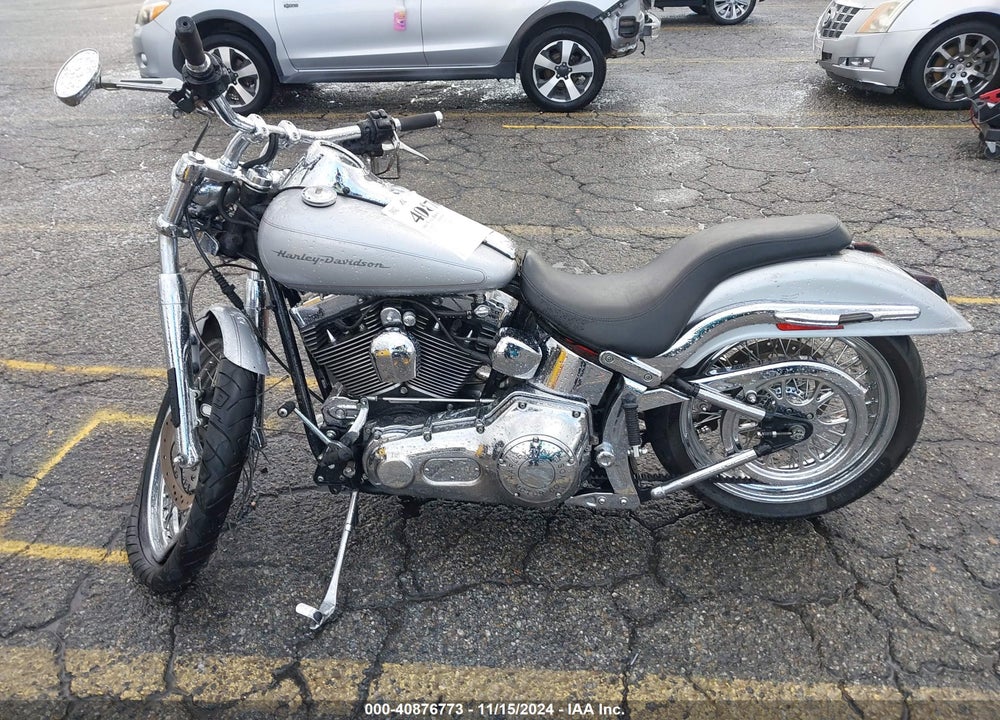 2000 HARLEY-DAVIDSON FXSTD VIN: 1HD1BSY6XYY069079