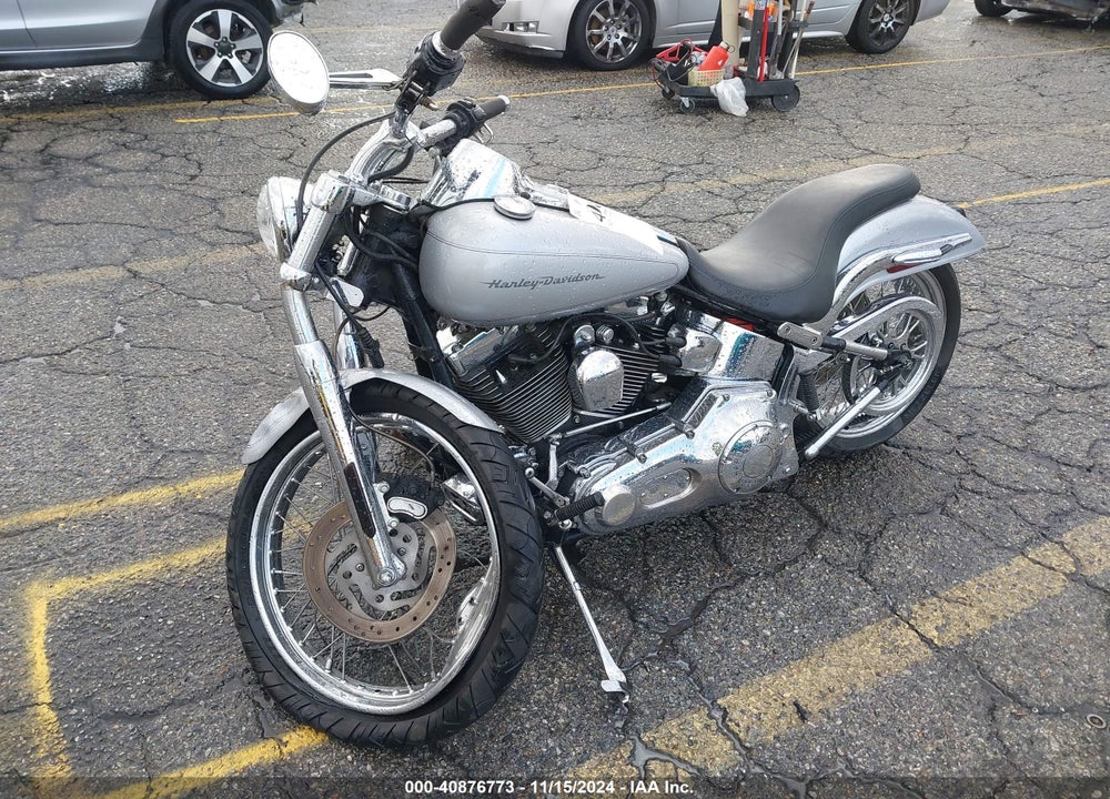 2000 HARLEY-DAVIDSON FXSTD VIN: 1HD1BSY6XYY069079