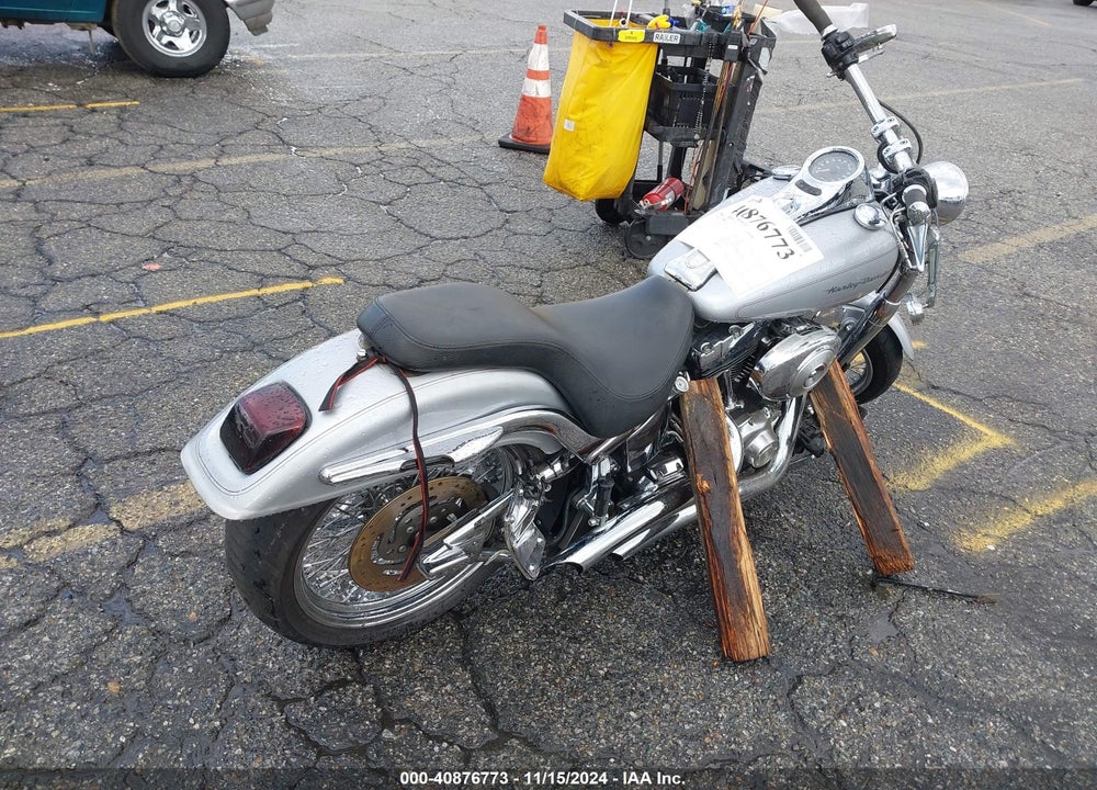 2000 HARLEY-DAVIDSON FXSTD VIN: 1HD1BSY6XYY069079