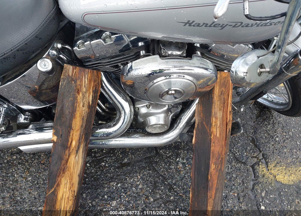 2000 HARLEY-DAVIDSON FXSTD VIN: 1HD1BSY6XYY069079