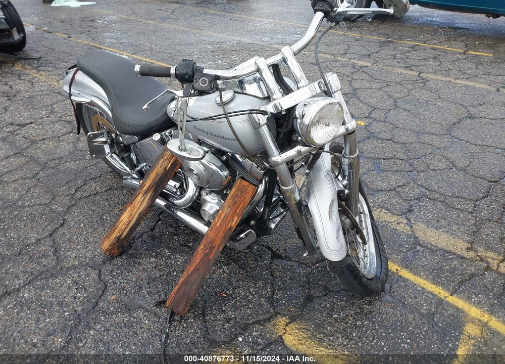 2000 HARLEY-DAVIDSON FXSTD VIN: 1HD1BSY6XYY069079