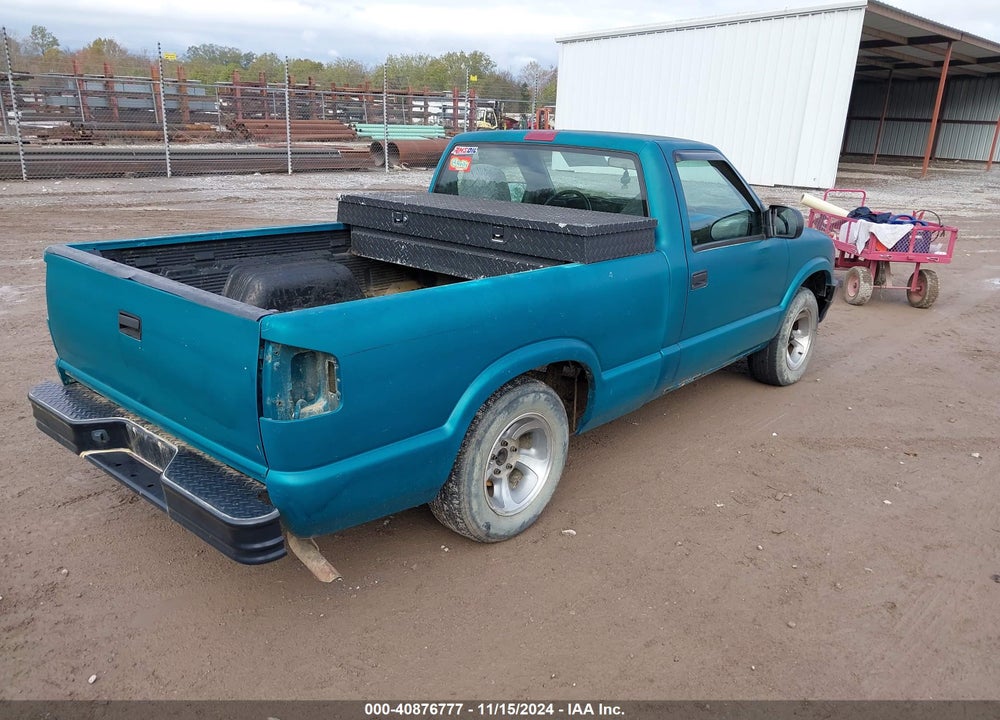 1995 CHEVROLET S TRUCK S10 VIN: 1GCCS1445SK215116