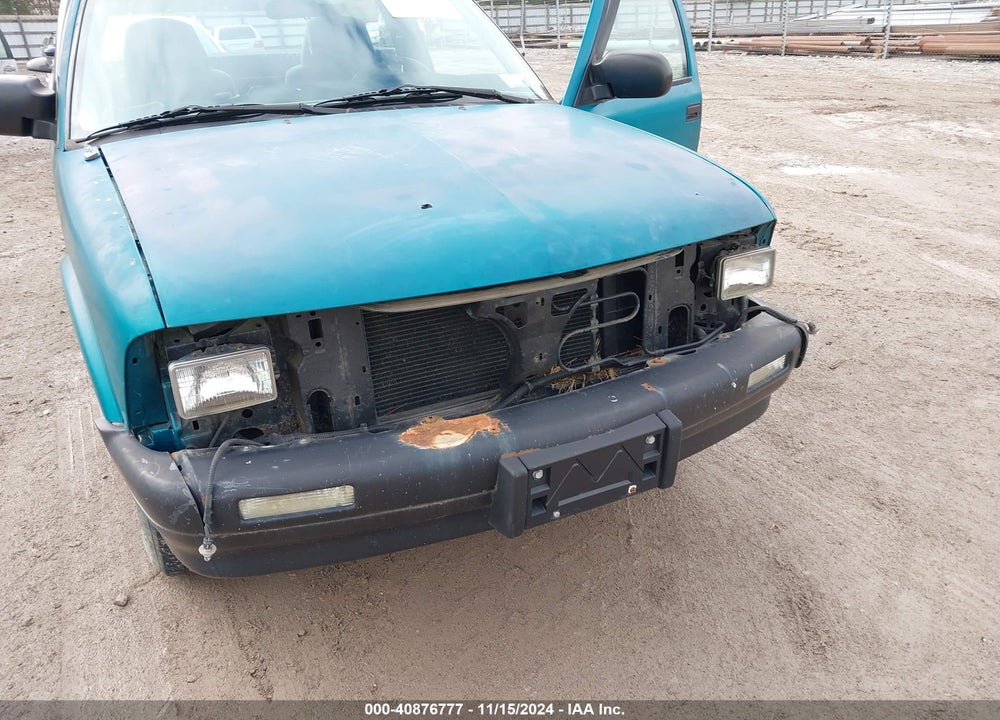 1995 CHEVROLET S TRUCK S10 VIN: 1GCCS1445SK215116