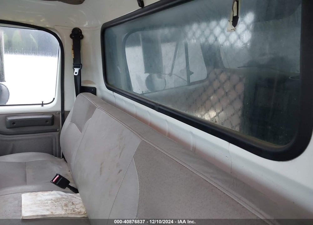 2000 INTERNATIONAL 4000 4700 VIN: 1HTSCABM7YH278514