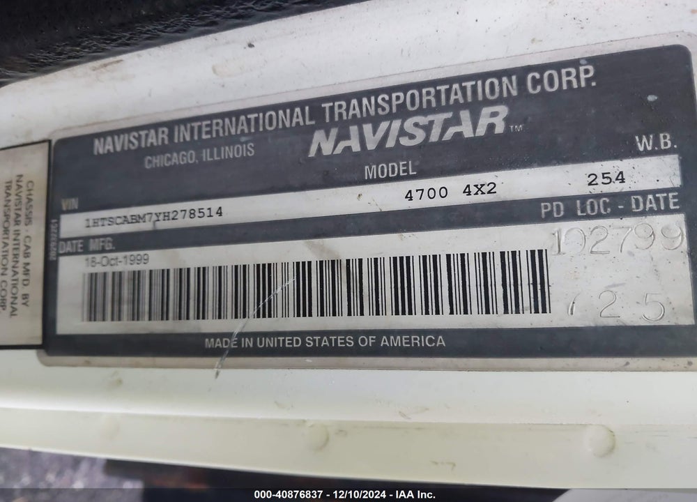 2000 INTERNATIONAL 4000 4700 VIN: 1HTSCABM7YH278514