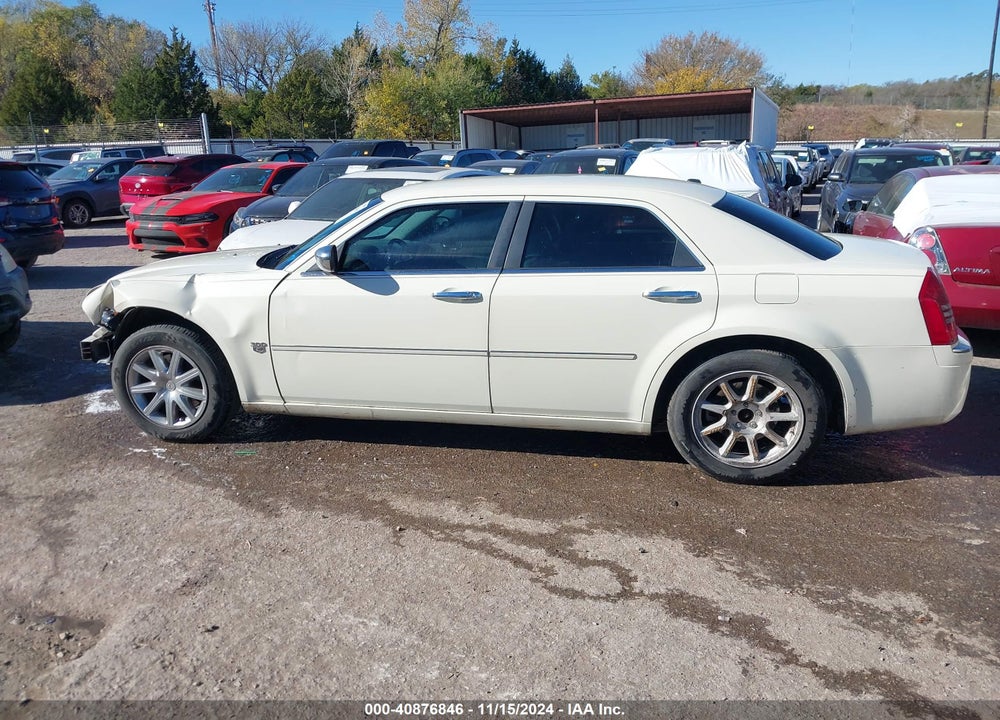 2007 CHRYSLER 300C VIN: 2C3KA63H97H895573