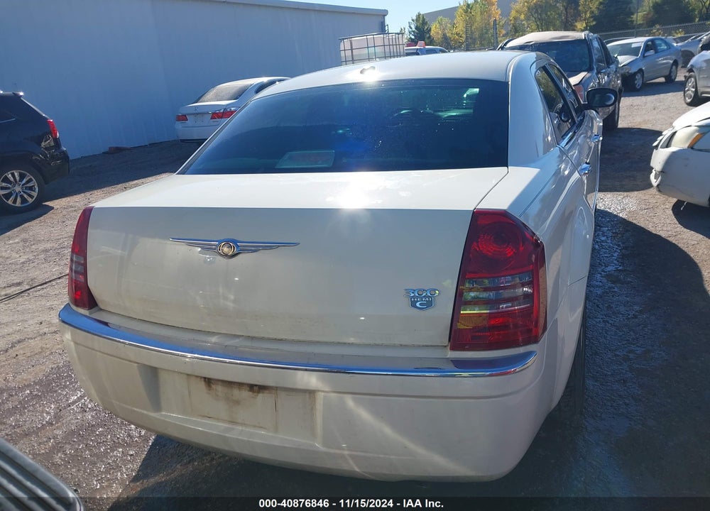 2007 CHRYSLER 300C VIN: 2C3KA63H97H895573