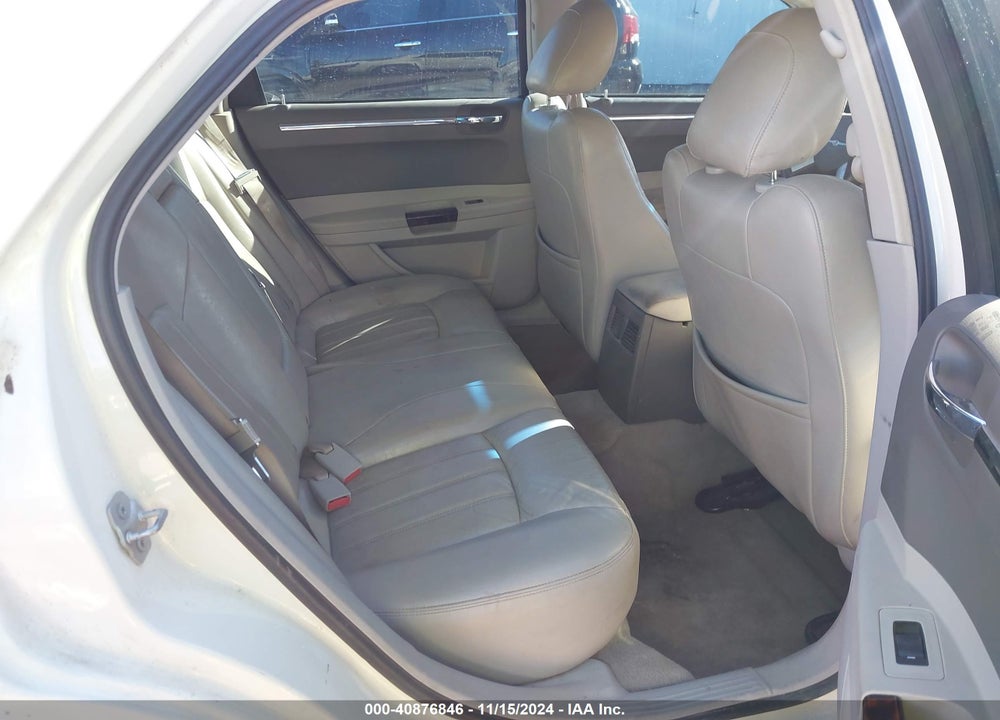 2007 CHRYSLER 300C VIN: 2C3KA63H97H895573