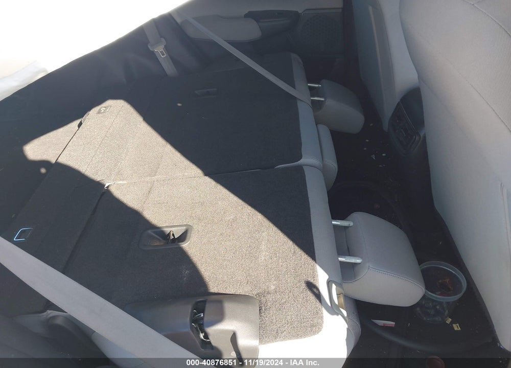 2019 HONDA CR-V LX VIN: 2HKRW5H38KH400993