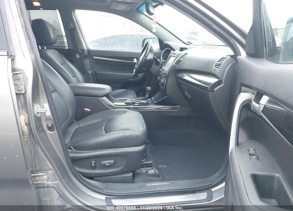 2015 KIA SORENTO SX V6 VIN: 5XYKWDA72FG627439