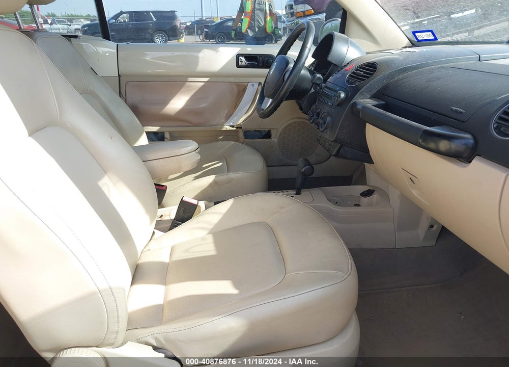 2008 VOLKSWAGEN NEW BEETLE SE VIN: 3VWRF31YX8M402299