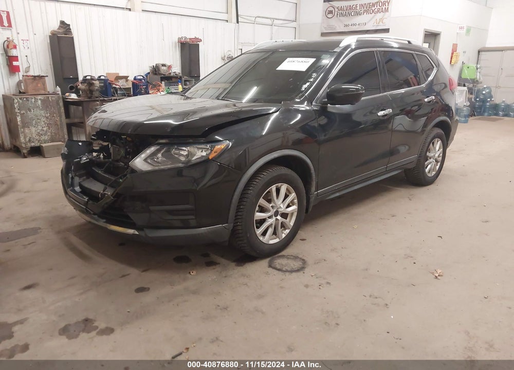 2018 NISSAN ROGUE SV VIN: KNMAT2MV1JP559465