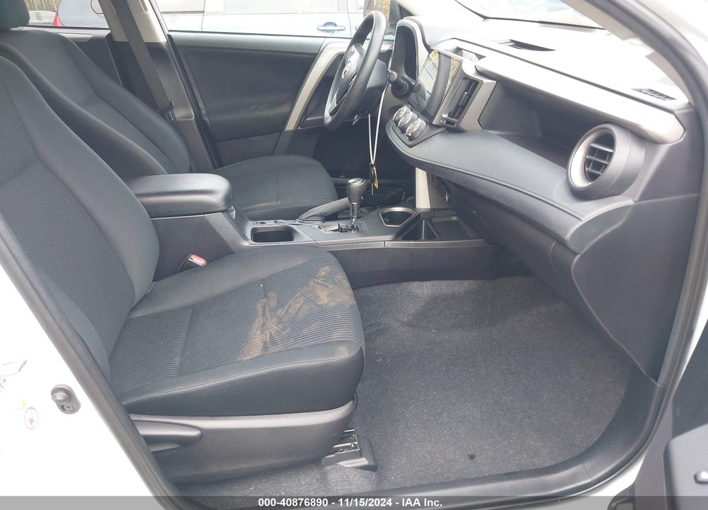 2018 TOYOTA RAV4 VIN: 2T3BFREV2JW845011