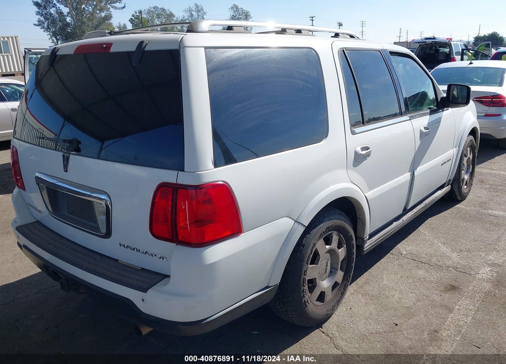 2006 LINCOLN NAVIGATOR LUXURY/ULTIMATE VIN: 5LMFU27516LJ29666