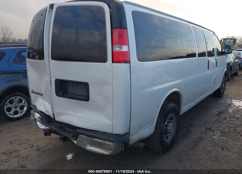 2017 CHEVROLET EXPRESS 3500 LT VIN: 1GAZGPFF6H1129723