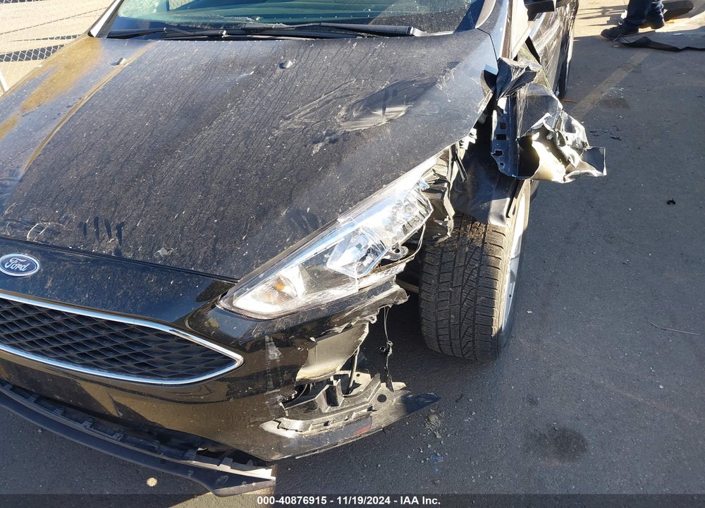 2017 FORD FOCUS SE VIN: 1FADP3F29HL223869