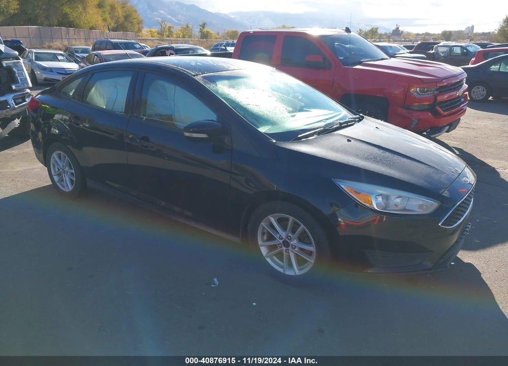 2017 FORD FOCUS SE VIN: 1FADP3F29HL223869