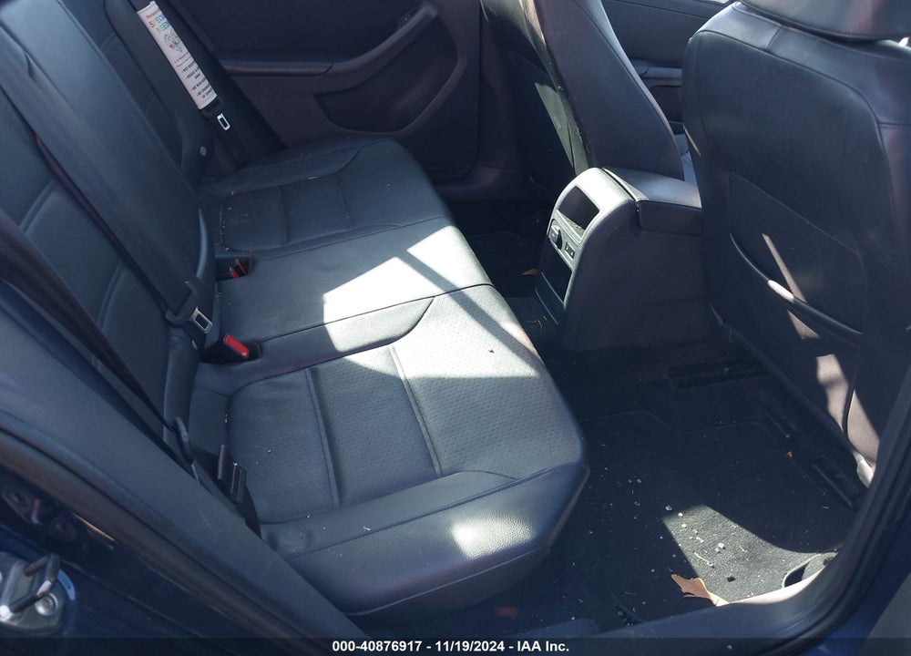 2014 VOLKSWAGEN JETTA 2.0L TDI VIN: 3VWLL7AJ9EM444791