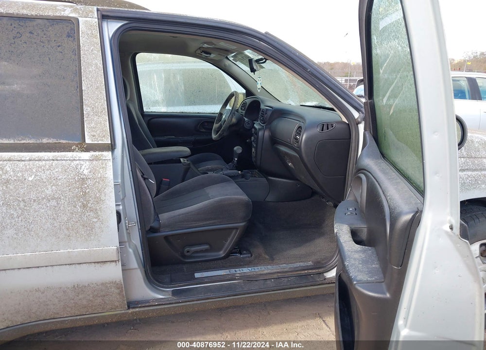 2008 CHEVROLET TRAILBLAZER LT VIN: 1GNDT13S982243714