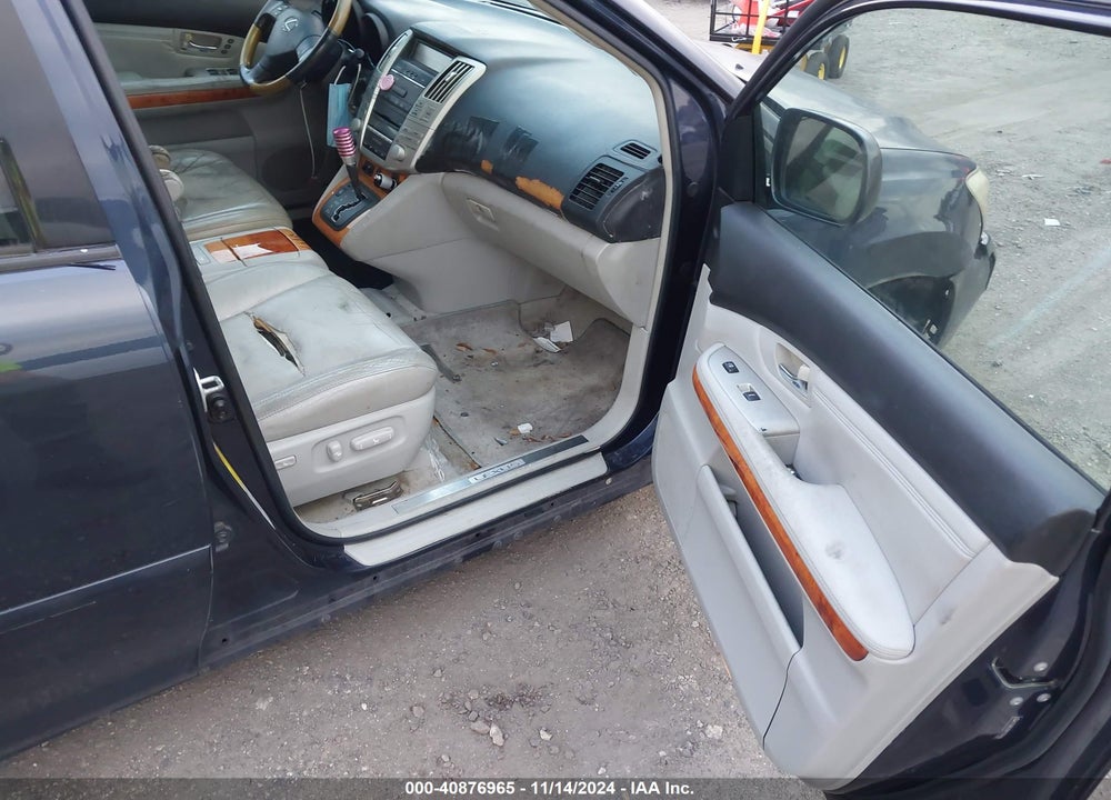 2007 LEXUS RX 350 VIN: 2T2HK31U47C006864