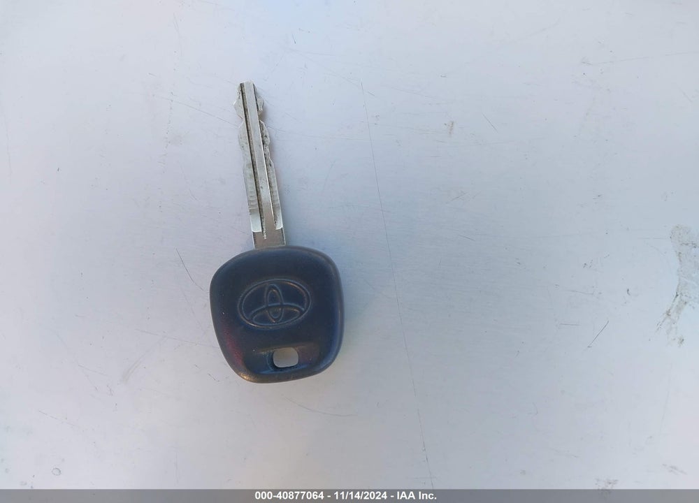 2001 TOYOTA SIENNA XLE VIN: 4T3ZF13CX1U369155