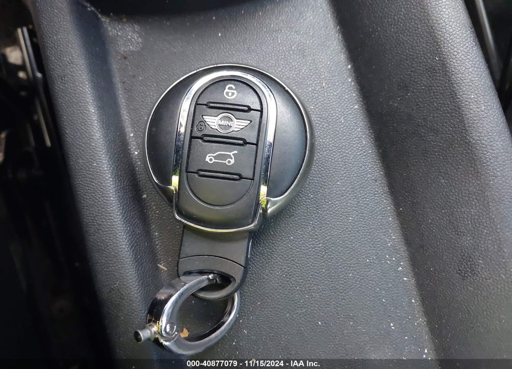 2015 MINI HARDTOP COOPER VIN: WMWXS5C54FT837335