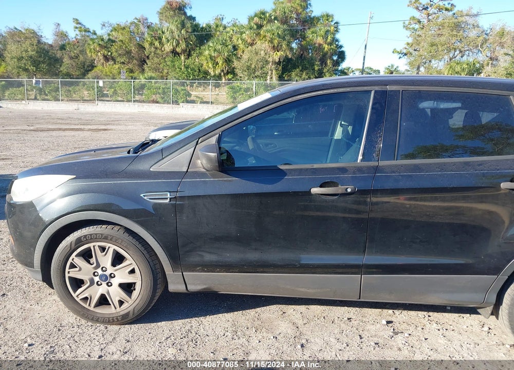 2014 FORD ESCAPE S VIN: 1FMCU0F74EUB12737