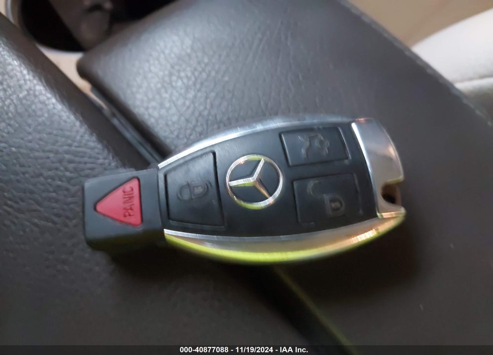 2013 MERCEDES-BENZ GLK 350 VIN: WDCGG5HB2DG045638