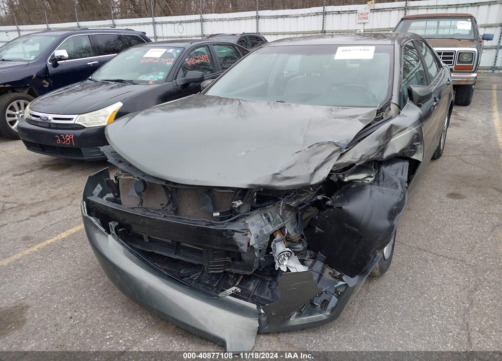2013 TOYOTA CAMRY LE VIN: 4T1BF1FK8DU718850