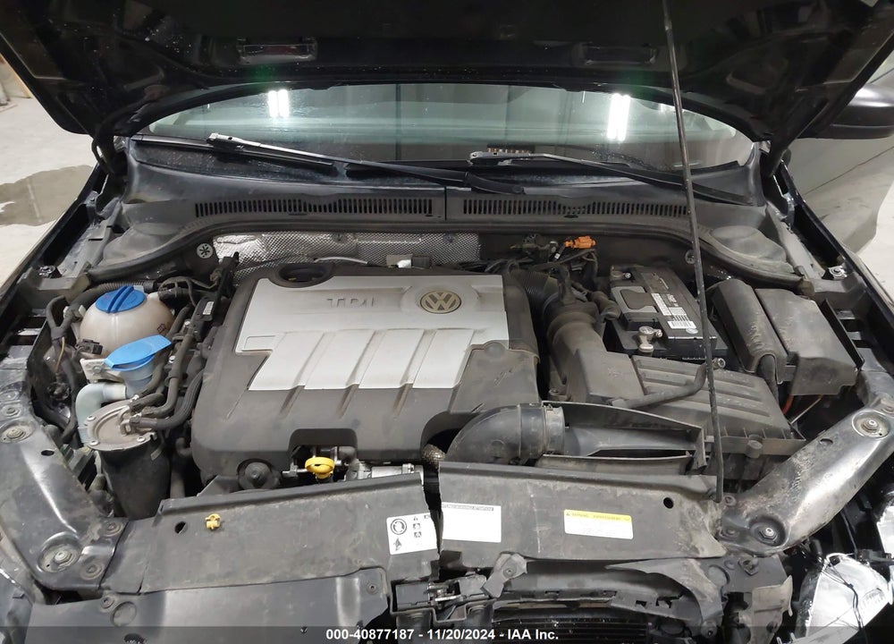 2014 VOLKSWAGEN JETTA 2.0L TDI VALUE EDITION VIN: 3VWLL7AJ4EM299630