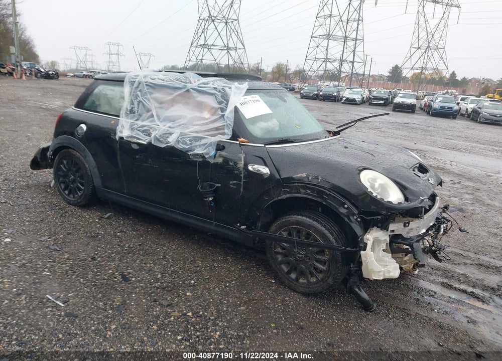2015 MINI HARDTOP COOPER S VIN: WMWXP7C59F2A33750