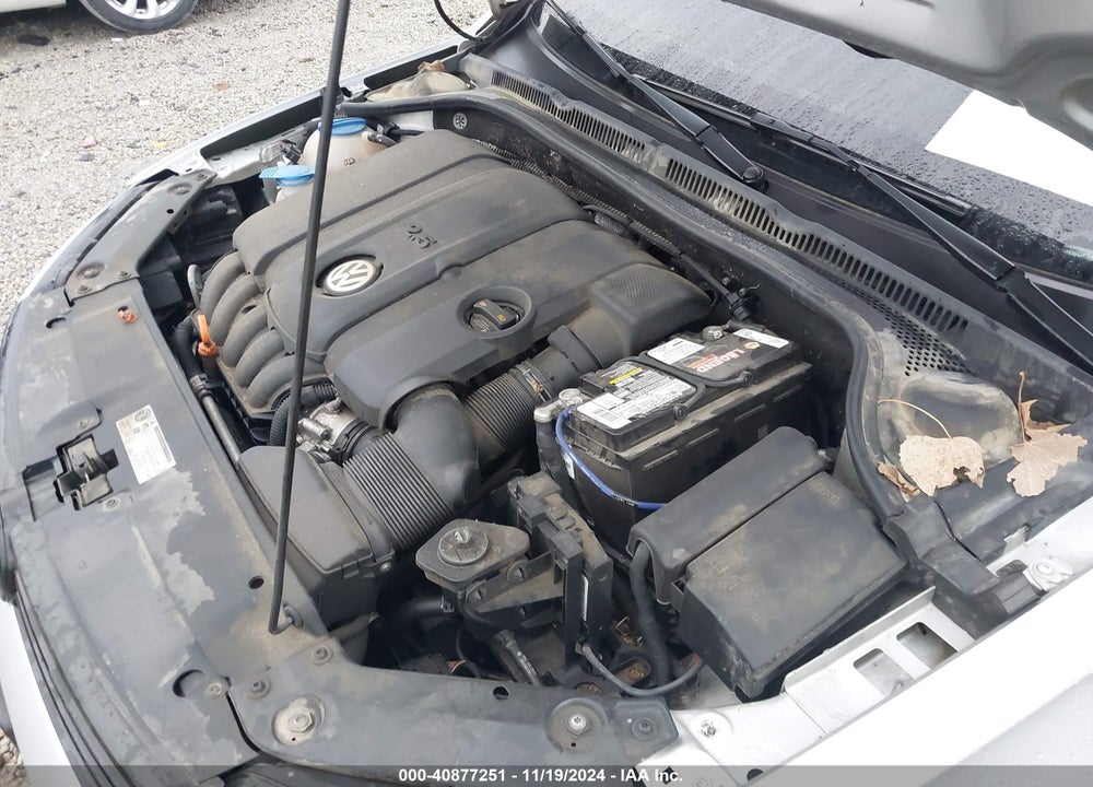 2012 VOLKSWAGEN JETTA 2.5L SE VIN: 3VWDP7AJXCM304156