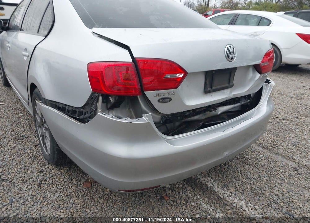 2012 VOLKSWAGEN JETTA 2.5L SE VIN: 3VWDP7AJXCM304156