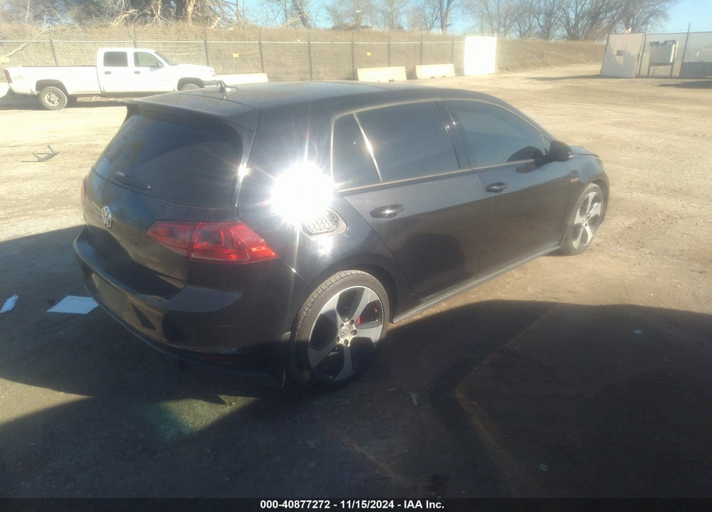 2015 VOLKSWAGEN GOLF GTI 2.0T SE 4-DOOR VIN: 3VW4T7AU7FM096781