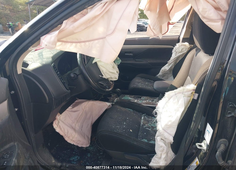 2018 MITSUBISHI OUTLANDER SE VIN: JA4AZ3A3XJZ040422
