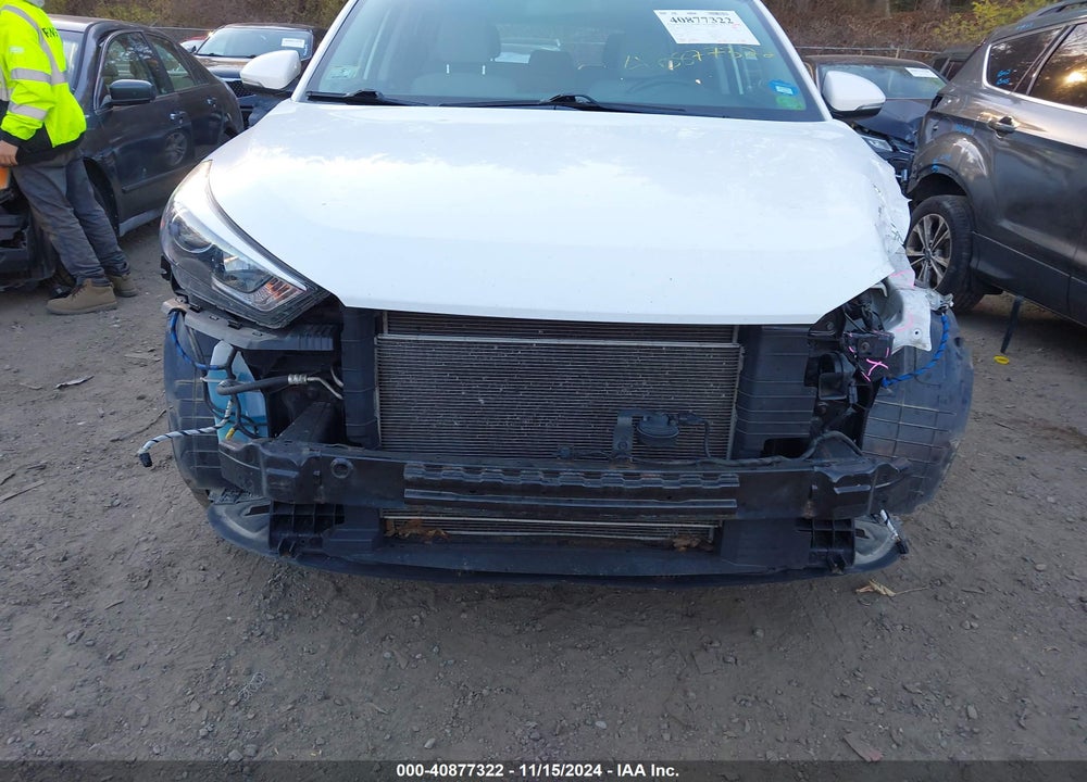 2018 HYUNDAI TUCSON SPORT VIN: KM8J3CALXJU757838