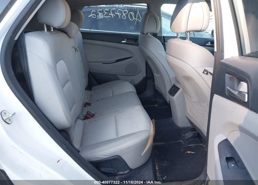 2018 HYUNDAI TUCSON SPORT VIN: KM8J3CALXJU757838