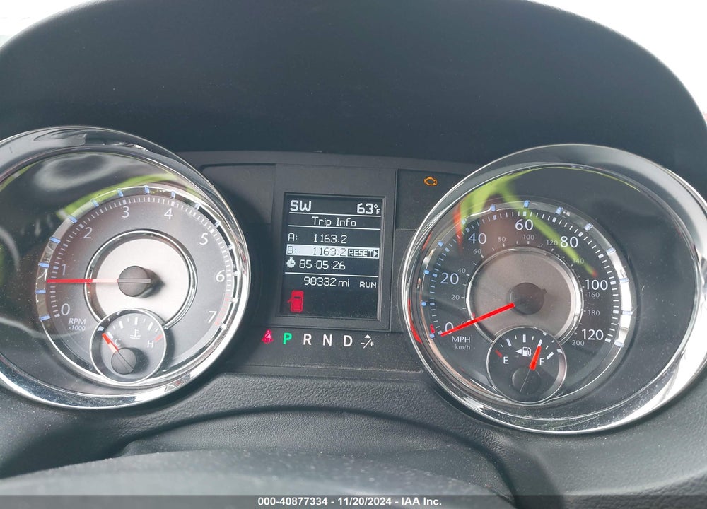 2011 CHRYSLER TOWN & COUNTRY TOURING-L VIN: 2A4RR8DG7BR746998