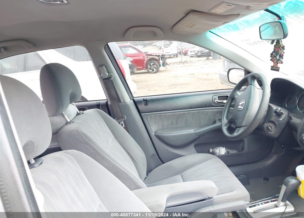 2005 HONDA CIVIC LX VIN: 2HGES16515H566360