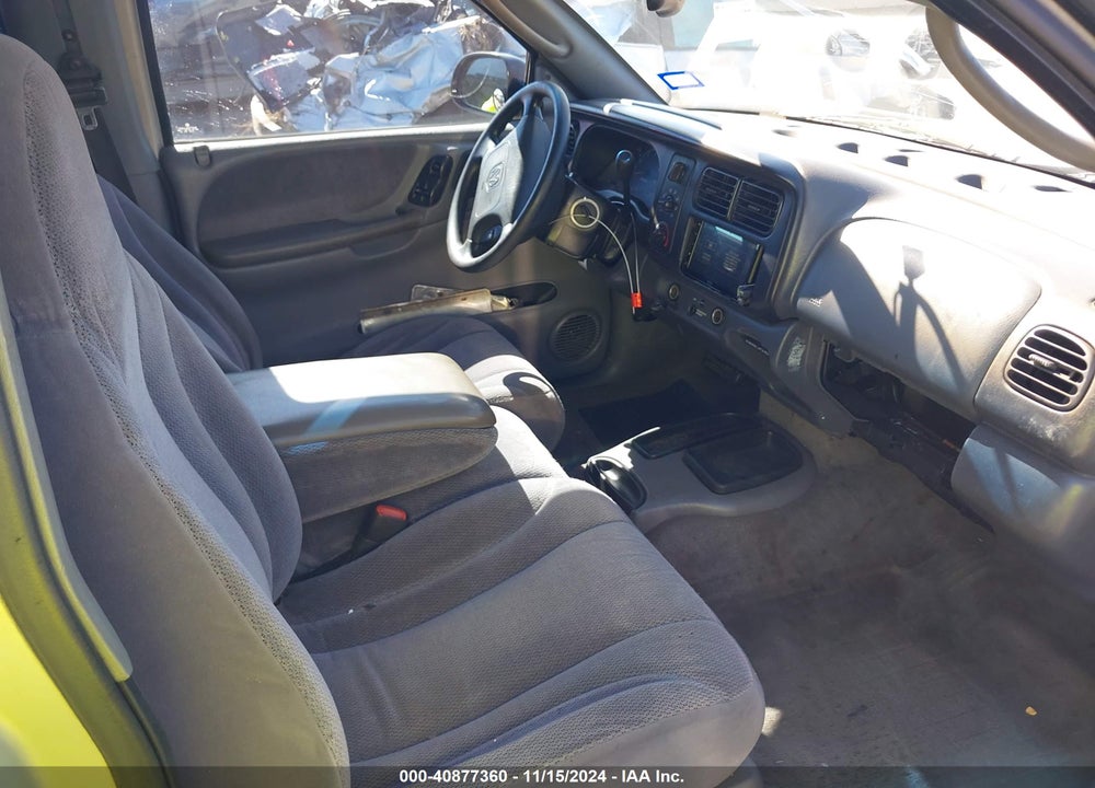 2000 DODGE DAKOTA SLT/SPORT VIN: 1B7GL22X2YS791949