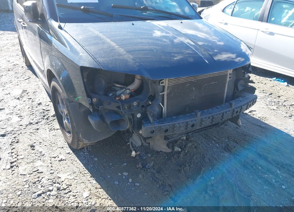 2011 DODGE GRAND CARAVAN CREW VIN: 2D4RN5DG3BR741042