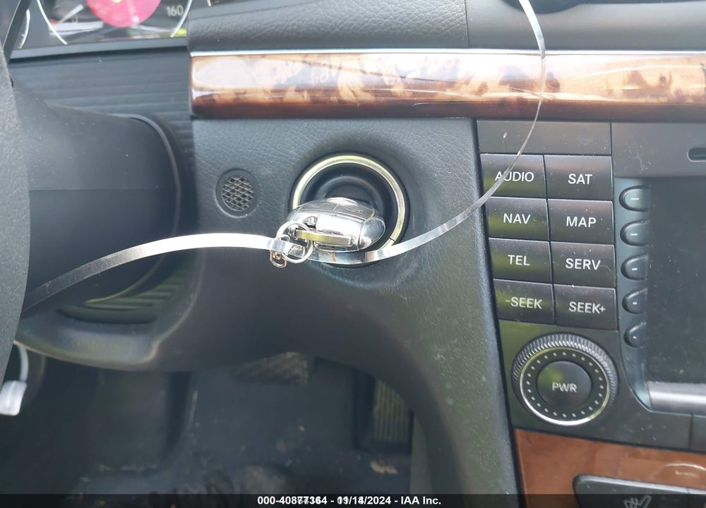 2004 MERCEDES-BENZ E 320 VIN: WDBUF65J04A404869
