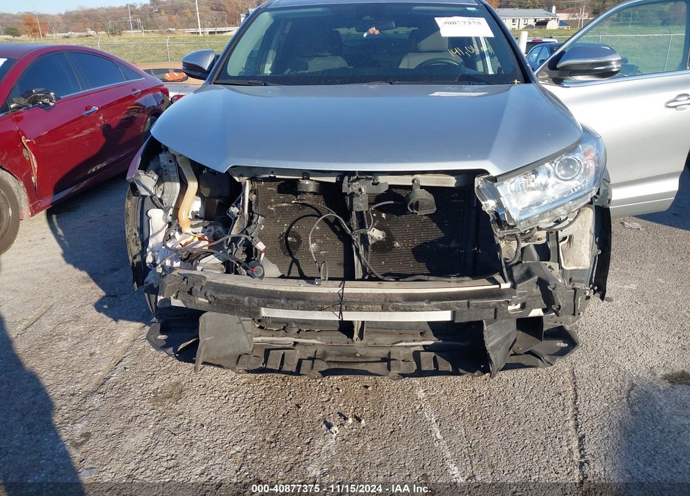2017 TOYOTA HIGHLANDER LE VIN: 5TDZZRFH7HS200526