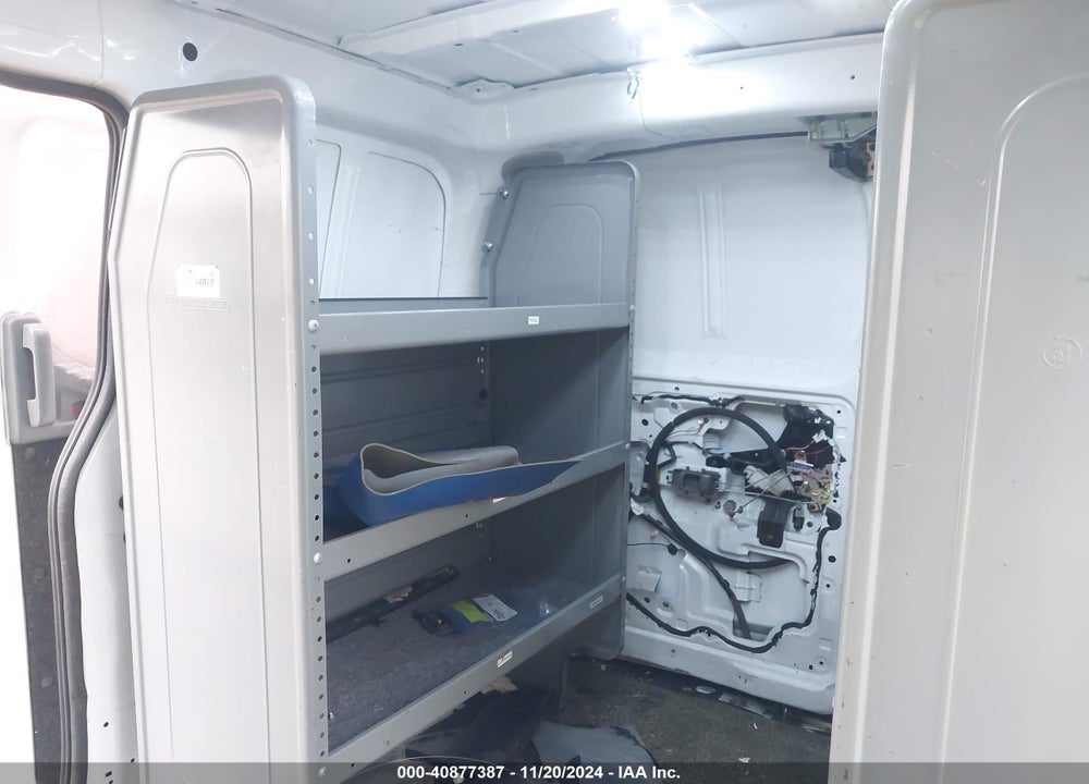 2015 NISSAN NV200 SV VIN: 3N6CM0KN2FK703334