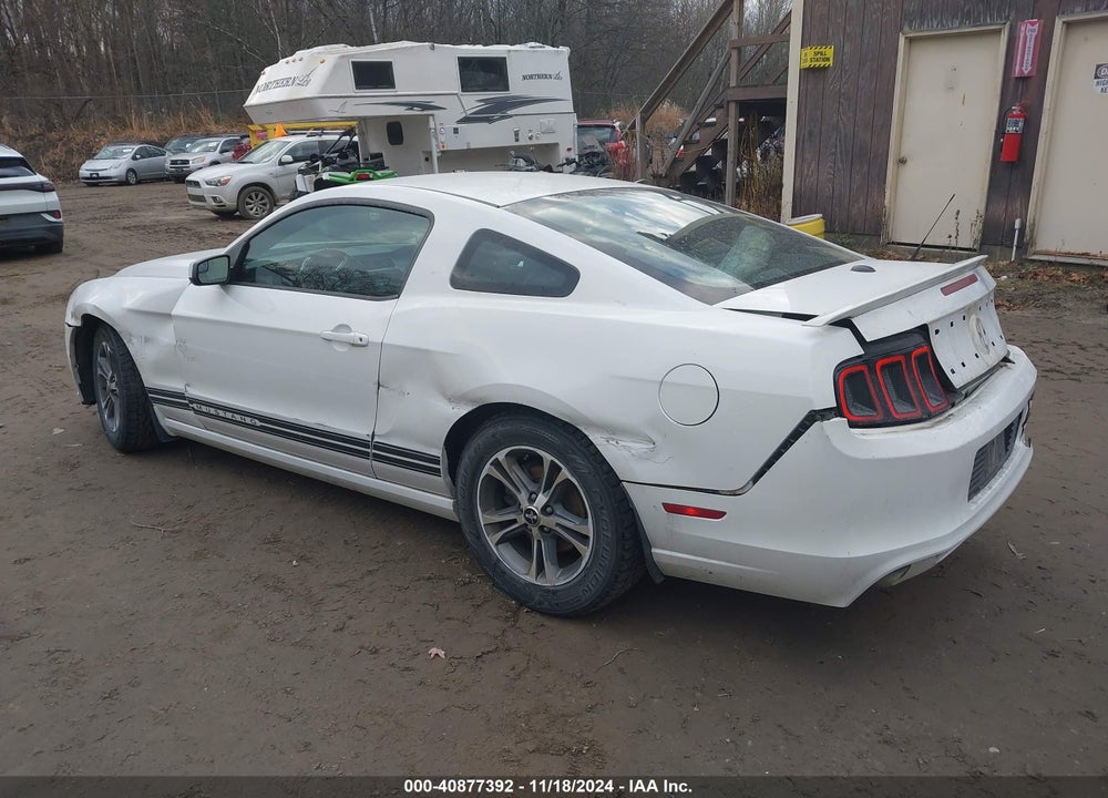 2014 FORD MUSTANG V6 PREMIUM VIN: 1ZVBP8AM2E5279429