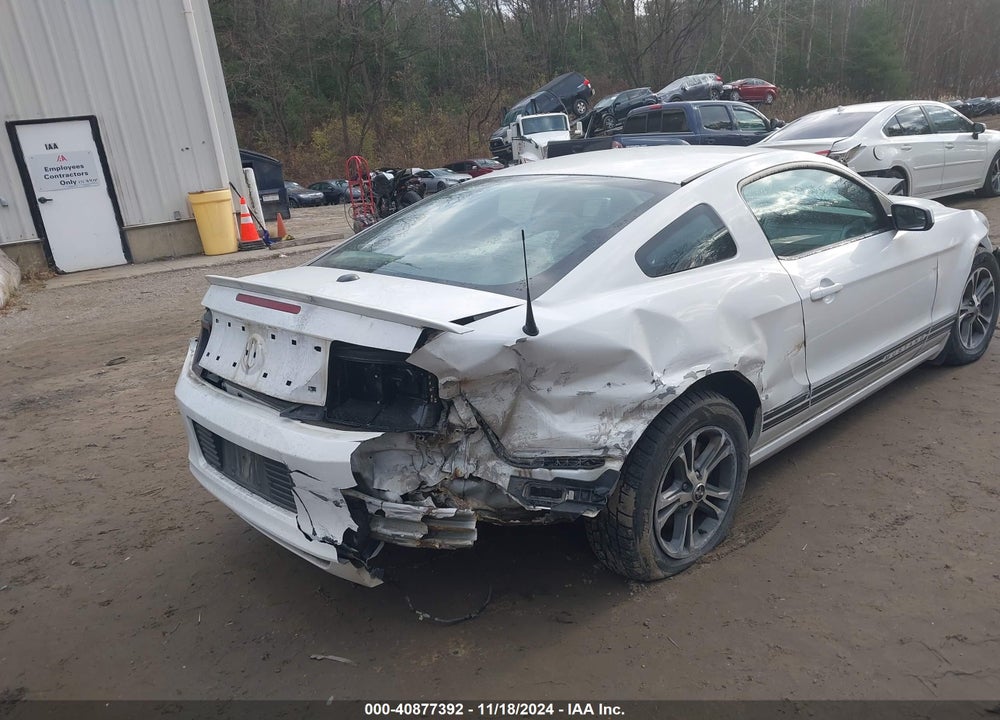 2014 FORD MUSTANG V6 PREMIUM VIN: 1ZVBP8AM2E5279429