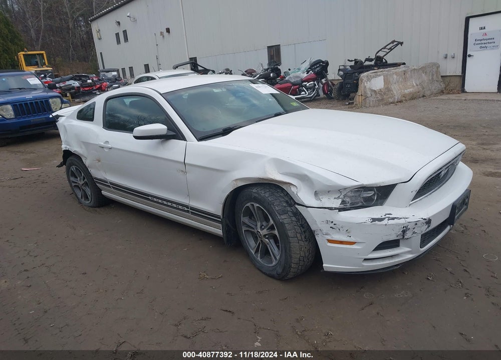 2014 FORD MUSTANG V6 PREMIUM VIN: 1ZVBP8AM2E5279429