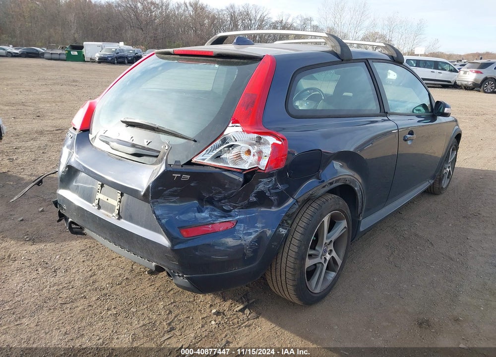 2013 VOLVO C30 T5/T5 PLATINUM/T5 PREMIER/T5 PREMIER PLUS/T5 R-DESIGN/T5 R-DESIGN PLATINUM/T5 R-DESIGN PREMIER VIN: YV1672MK3D2300603
