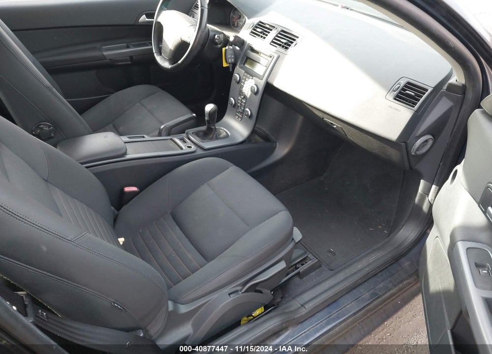 2013 VOLVO C30 T5/T5 PLATINUM/T5 PREMIER/T5 PREMIER PLUS/T5 R-DESIGN/T5 R-DESIGN PLATINUM/T5 R-DESIGN PREMIER VIN: YV1672MK3D2300603