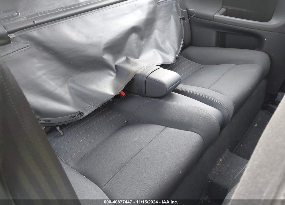 2013 VOLVO C30 T5/T5 PLATINUM/T5 PREMIER/T5 PREMIER PLUS/T5 R-DESIGN/T5 R-DESIGN PLATINUM/T5 R-DESIGN PREMIER VIN: YV1672MK3D2300603